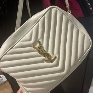 BEAUTIFUL WHITE AND GOLD YSL BAG!!!